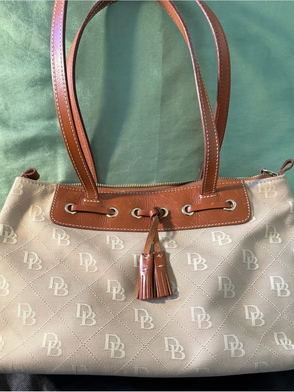 Dooney and Bourke Tote Bag